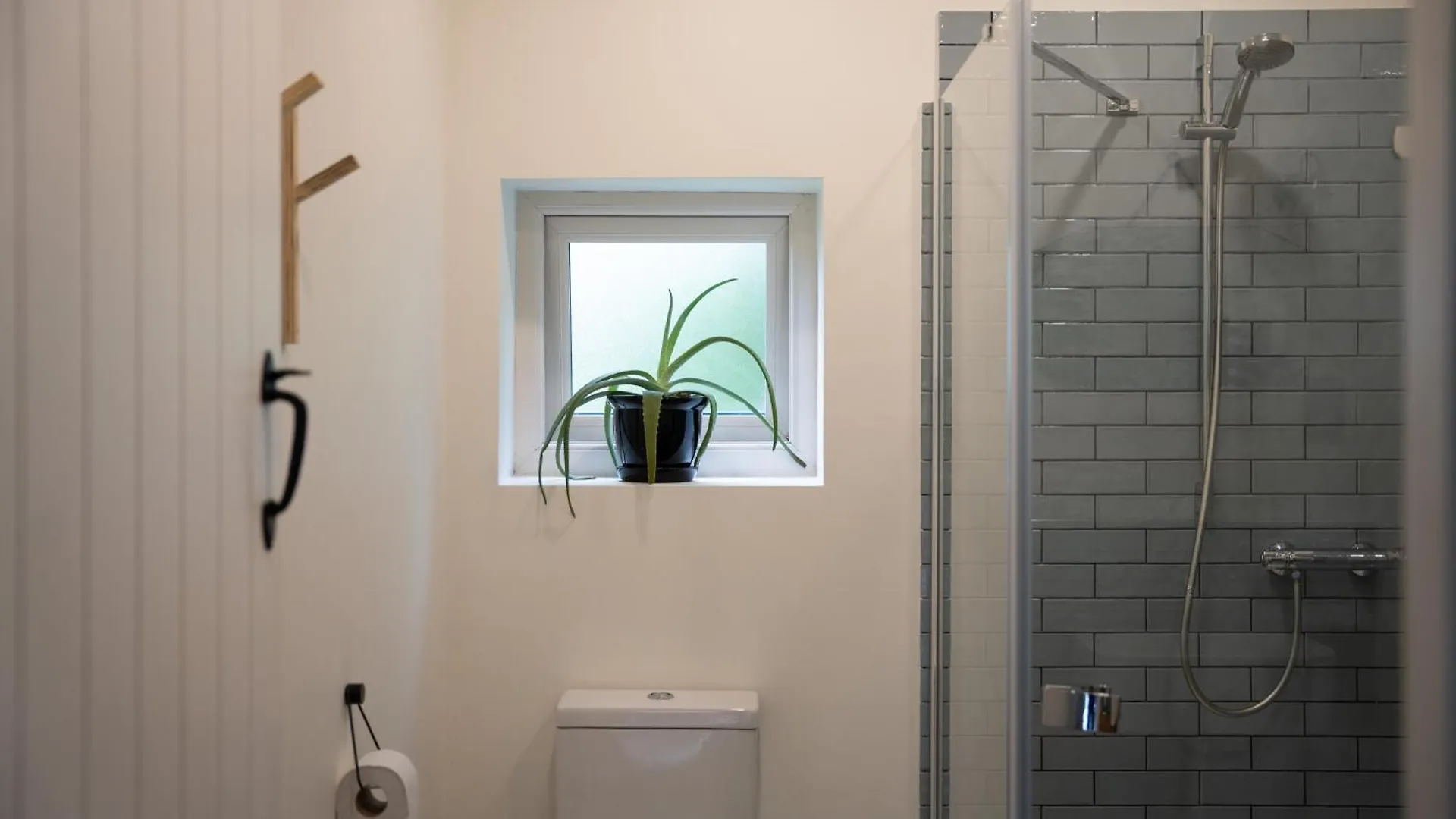 The Roost Apartment Westport